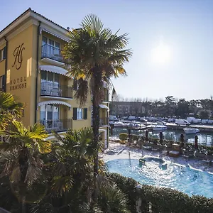 hotel-sirmione.it-lombardy.com/